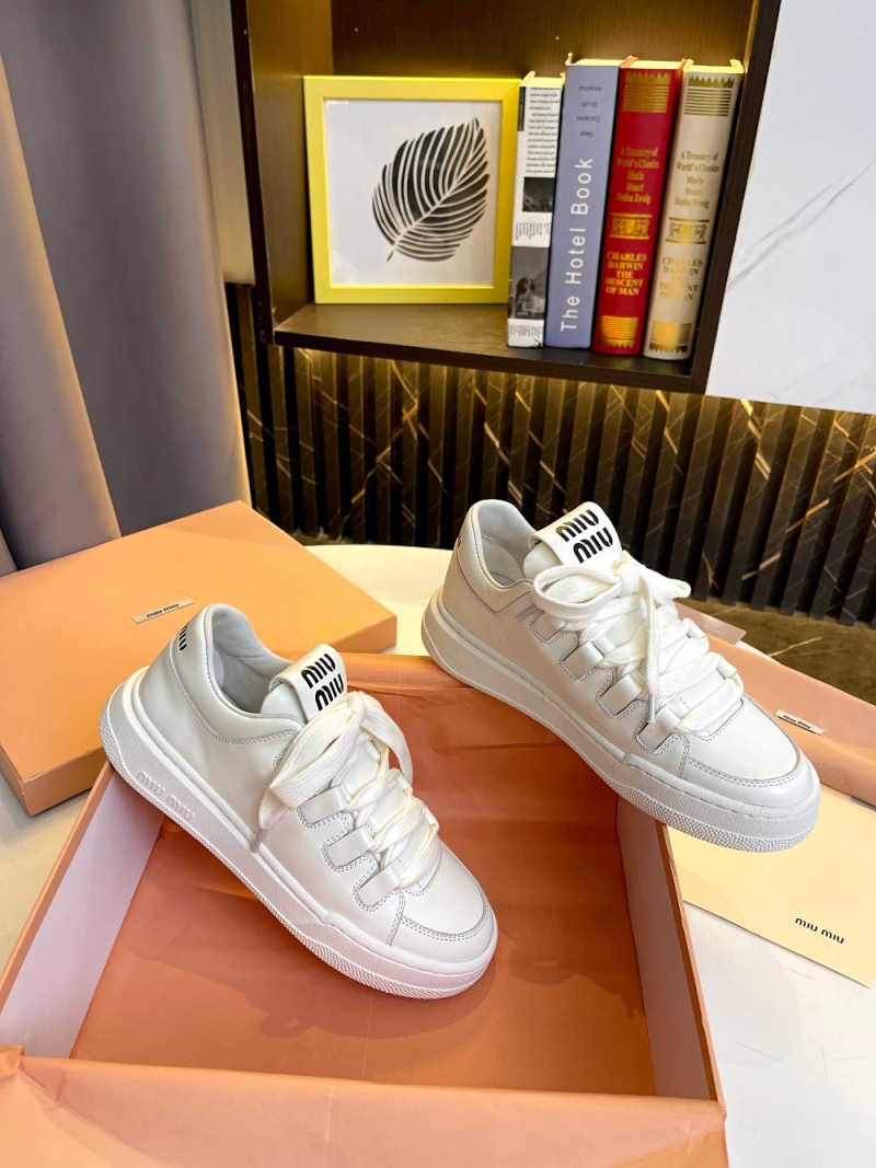 Miu Miu Casual Shoes